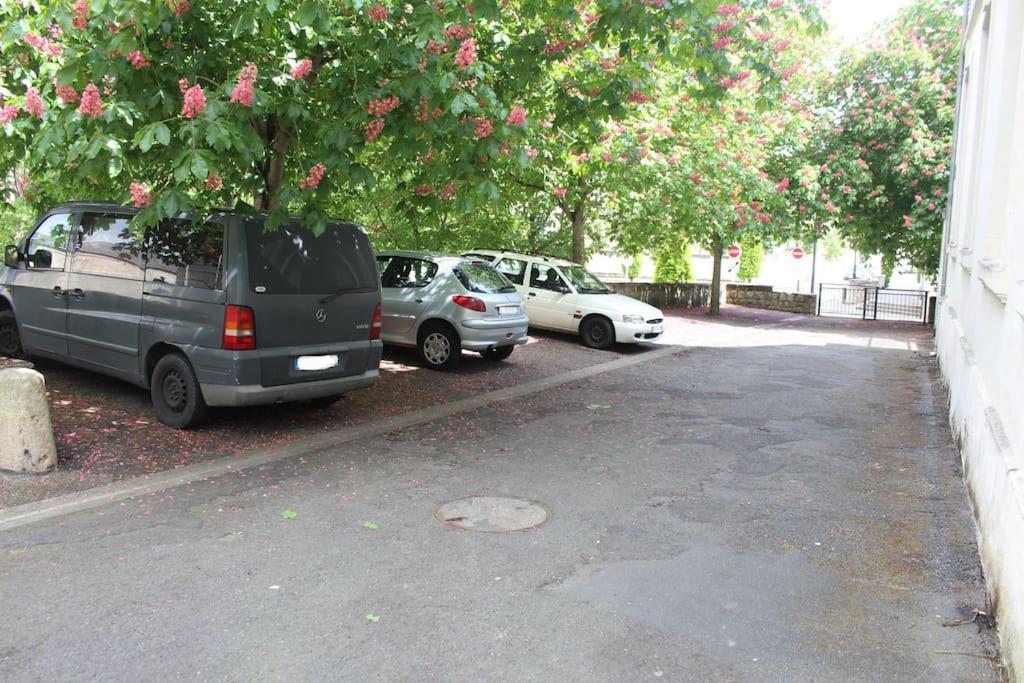 Appartement Calme Proche De La Loire โซมูร์ ภายนอก รูปภาพ